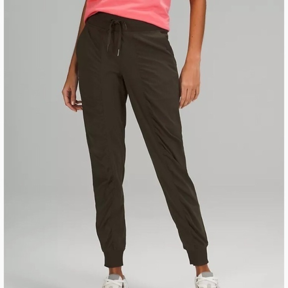 Aritzia Azure Skies Loose Joggers Comfy Green